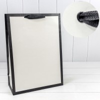 Пакет подарочный "Рамка широкая" Белый/Чёрный 32*45*15 230г 1/20 1/80 Арт: 000203A