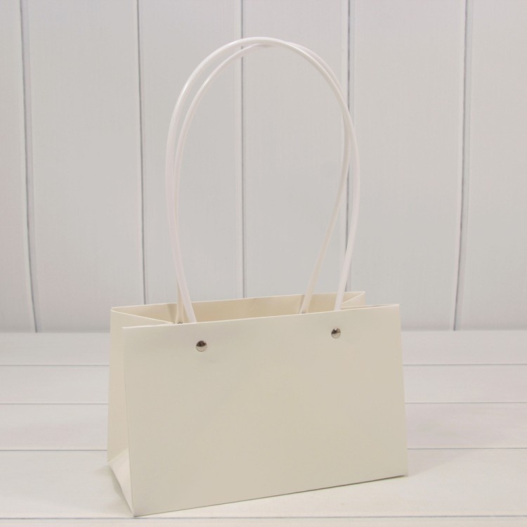 Пакет подарочный "Ваза для цветов" 22*10,5*13,5 Белый 1/10 1/300 Арт: 000586EA/1