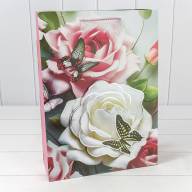 Пакет подарочный с 3D аппликацией "Розы и бабочки" (микс 250) 30*41,5*12 210г 1/20 1/80 Арт: 000250A - Пакет подарочный с 3D аппликацией "Розы и бабочки" (микс 250) 30*41,5*12 210г 1/20 1/80 Арт: 000250A